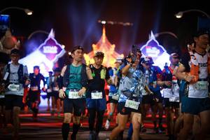 BIB: 9400, 932, 9230, 9461
                            <button type="button" onclick="openModal(22676316)" class="btn btn-primary btn-sm float-right btn-popup" data-toggle="modal" data-target=".modal-high-quality">
                        <i class="fas fa-shopping-cart"></i> Add to Cart
                    </button>
                                            <button type="button" onclick="isThisMe(22676316, true)" class="btn btn-success btn-sm float-right btn-popup btn-isme hidden" data-toggle="tooltip" data-placement="bottom" title="นี่คือรูปของคุณใช่ไหม คลิกที่นี่เพื่อเอาเข้าอัลบั้ม">
                        <i class="fas fa-plus"></i> Add to album
                    </button>
                    <button type="button" onclick="isThisMe(22676316, false)" class="btn btn-warning btn-sm float-right btn-popup btn-isnotme hidden">
                        <i class="fas fa-ban"></i> Remove from album
                    </button>